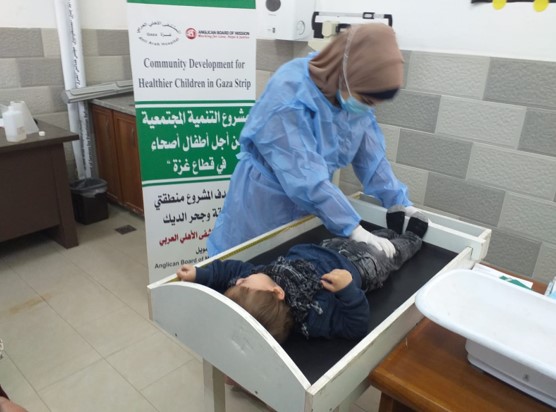 Child is screened for malnutrition at the Ahli hospital in Gaza © Ahli Hospital. Used with permission.