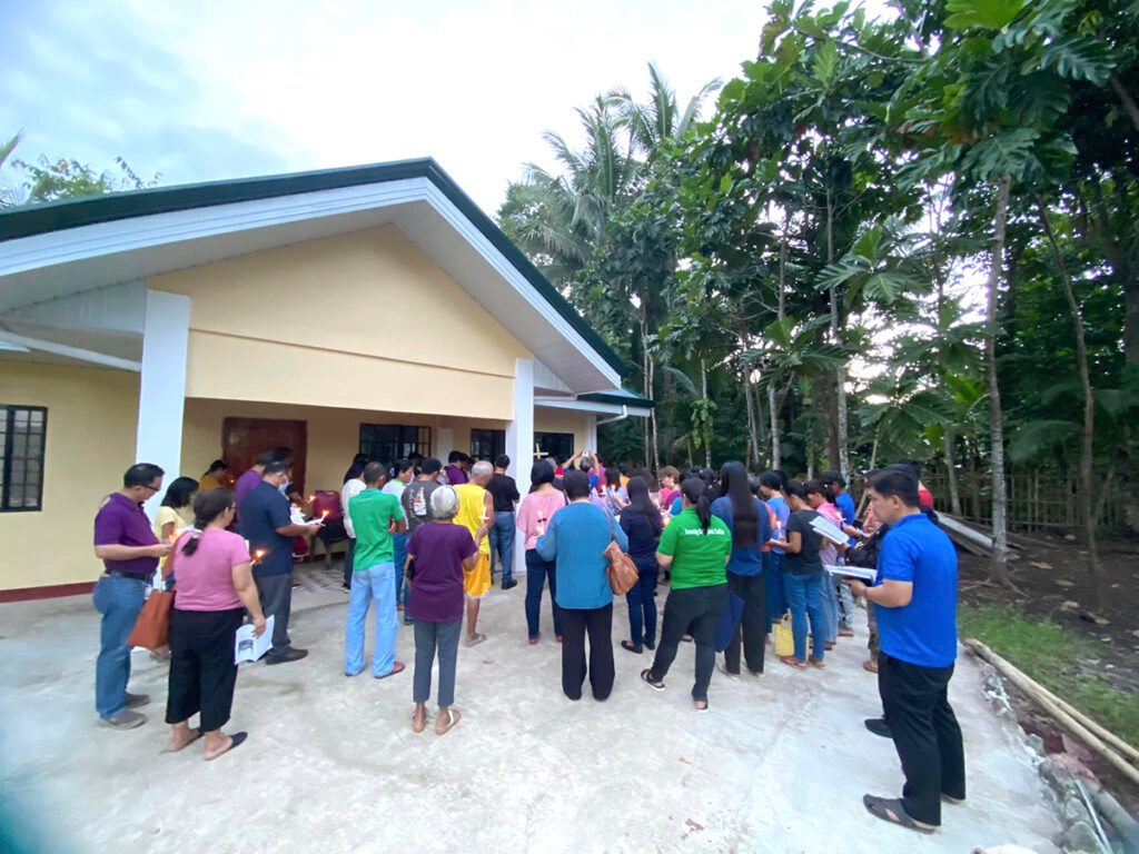 The opening of the new Community Centre at Aklan © ECP. Used with permission.