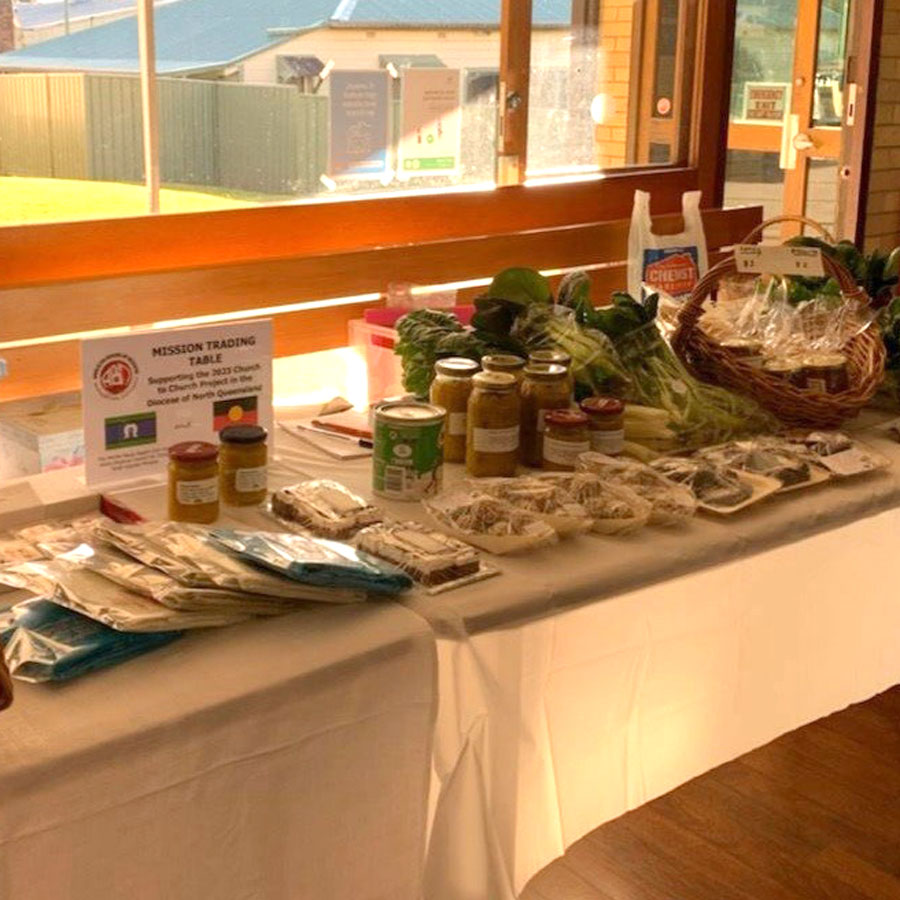 A Mission Trading Table raises funds for ABM project supporting Torres Strait Islander ministry ©Janice Peate