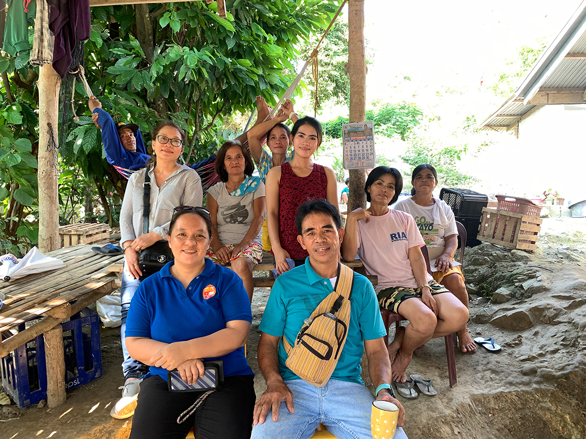AID and E-CARE visit a project community in Nueva Ecija, the Philippines © E-CARE.