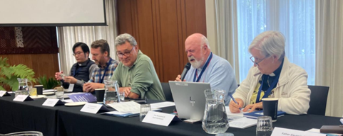 Theological educators from around the Pacific met at St John's College, Auckland, for a conference on the theme, "Indigenising Anglican Theology". They included Dr Ruth Mathieson (right) from Australia. The conference was supported by the Episcopal Church (USA) with Partnership Officer for Asia and the Pacific, the Rev'd Canon Bruce Woodcock attending, and here shown (microphone in hand) making a contribution to conference conversations.