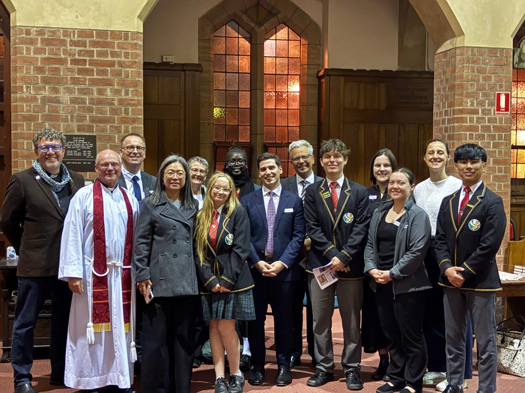 ABM’s Stephen Daughtry (far L) with SA Provincial ABM Committee Chair, The Rev’d Paul Devenport (second from L), St Columba College Principal Darren Pitt (third from left) with college staff and Lashmar House student leaders. © ABM, Meagan Schwarz.