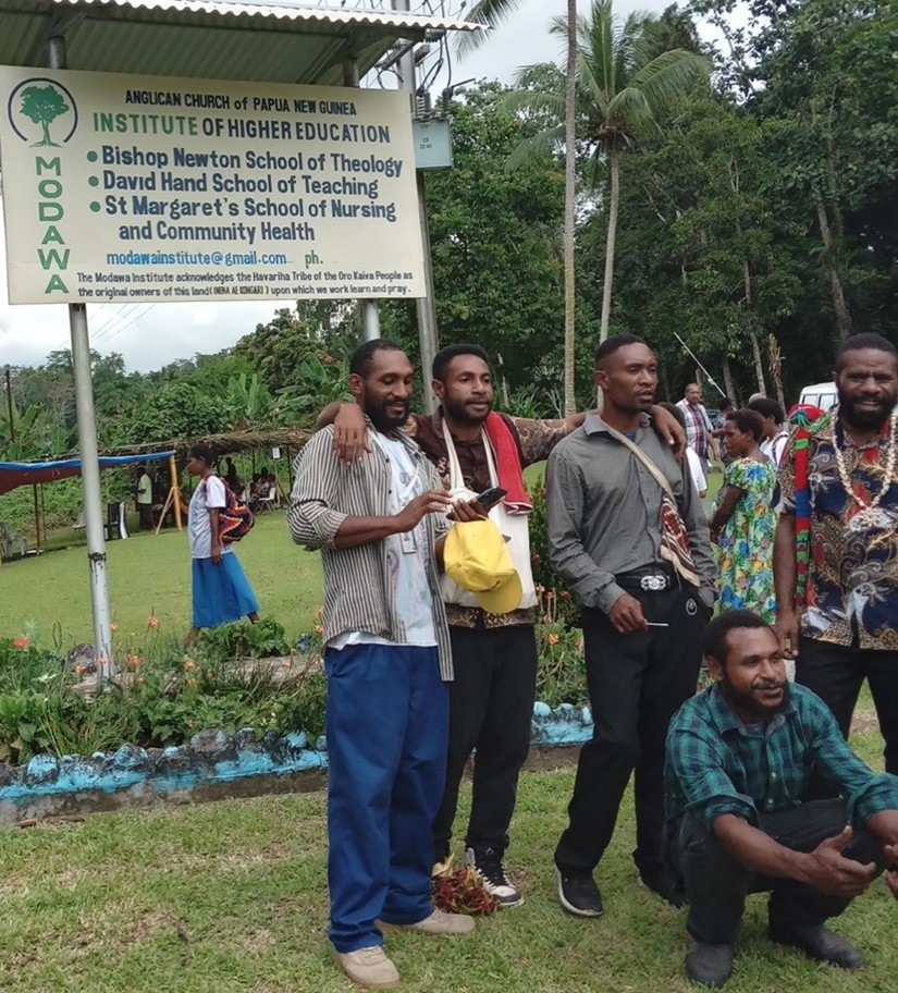 A new signboard for the Modawa Institute was erected, following a long period of consultation with traditional landholders regarding suitable wording to acknowledge the generosity of those who provided the land upon which “we work, learn, and pray”.