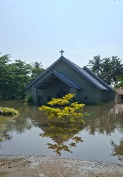 A partially submerged Anglican Church in Chilaw, 80km north of Colombo © Church of Ceylon