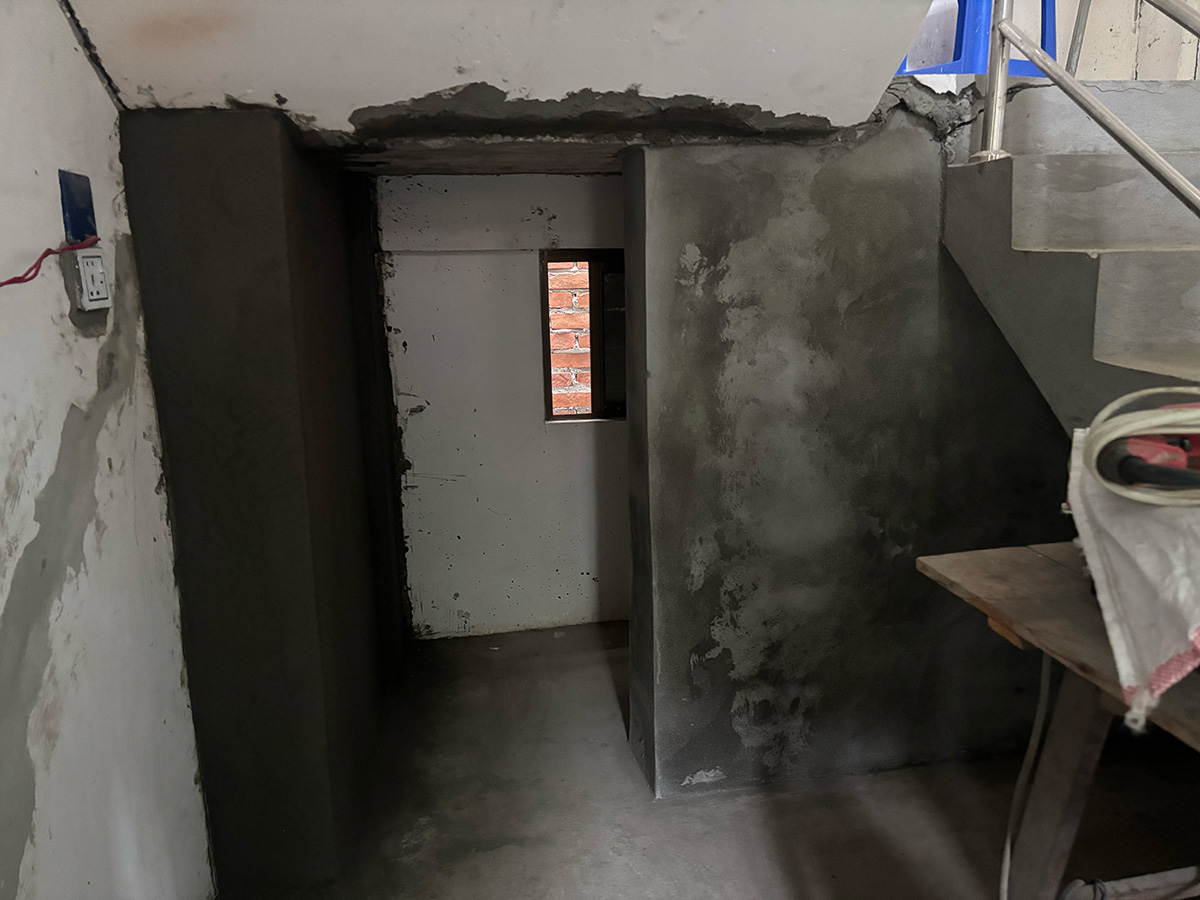 Daw Aye Aye Khaing’s home is in the process of being restored following earthquake damage at the end of March 2025. © CPM