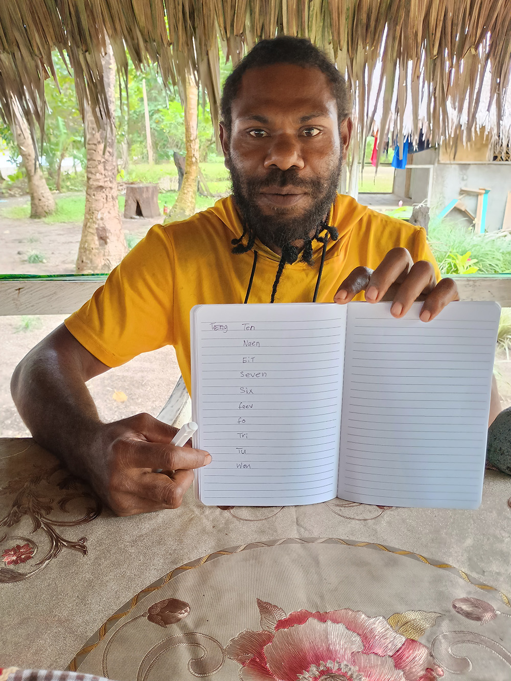 Ray took less than a minute to write the numbers 1-10 in Bislama, Sola, 7 June 2026